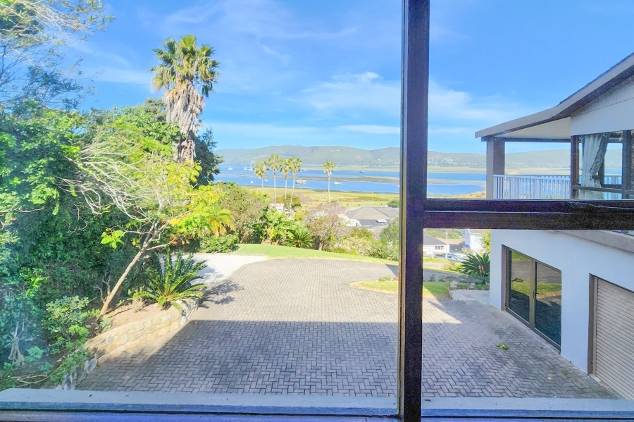 4 Bedroom Property for Sale in Westhill Western Cape